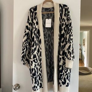 NWT Gorgeous leopard sweater